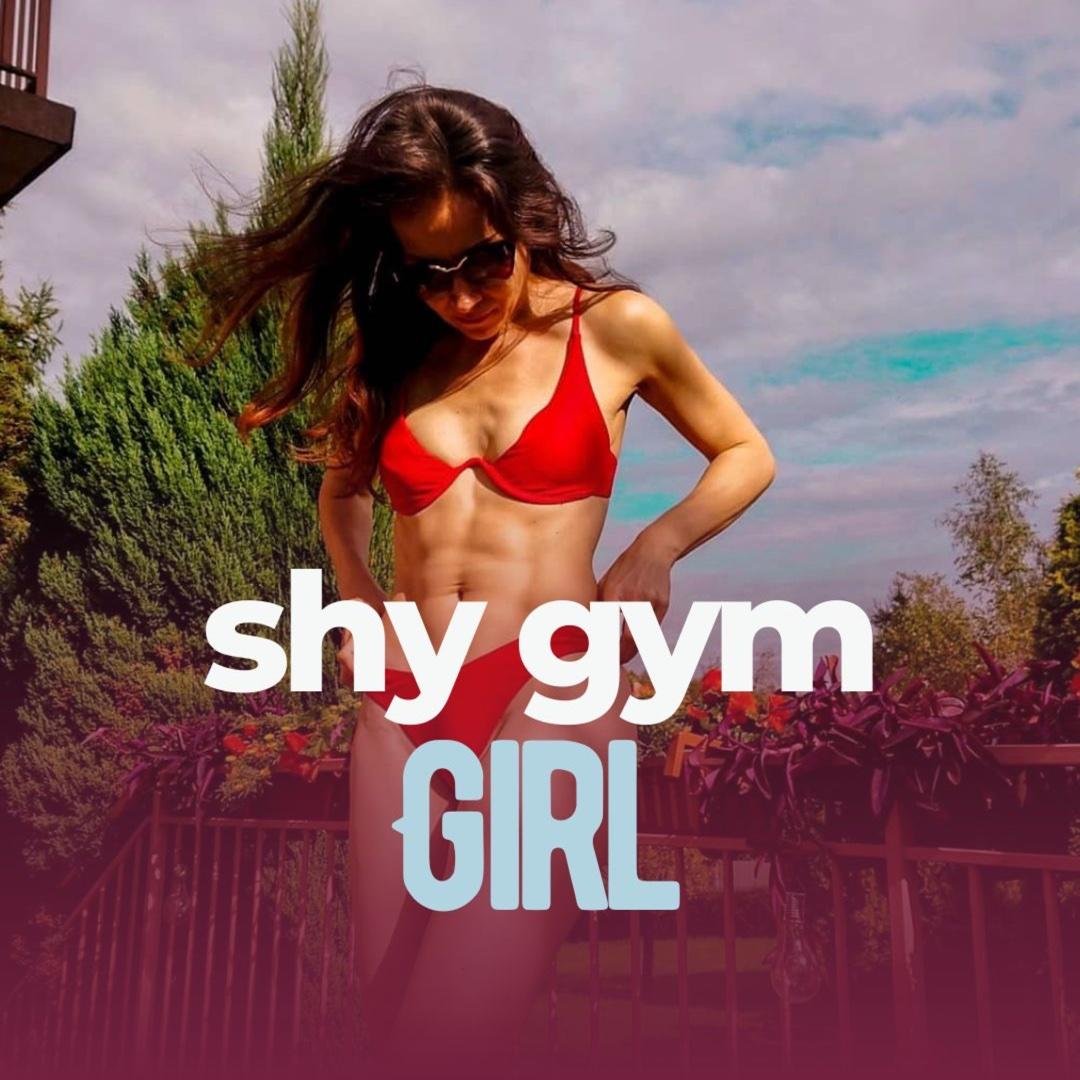 Shy Gym Girl 🏋️‍♀️