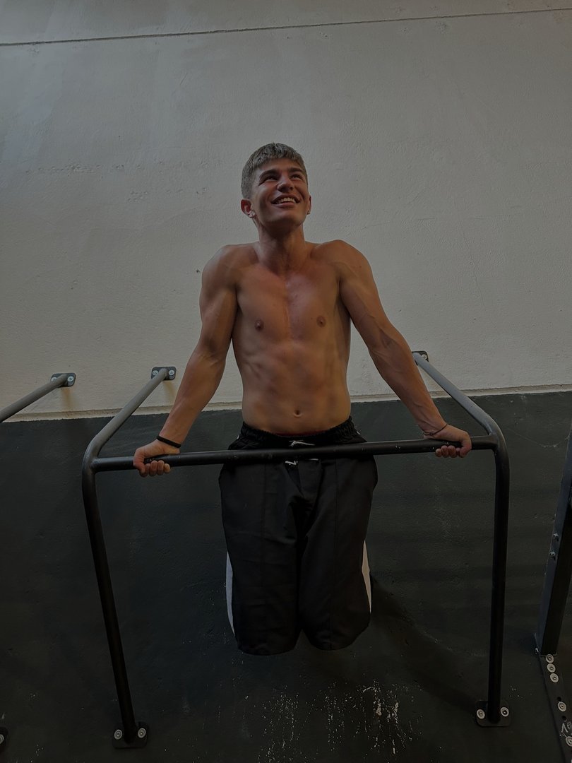 Loris Ruggieri App - Loris | Calisthenics coach e atleta avanzato