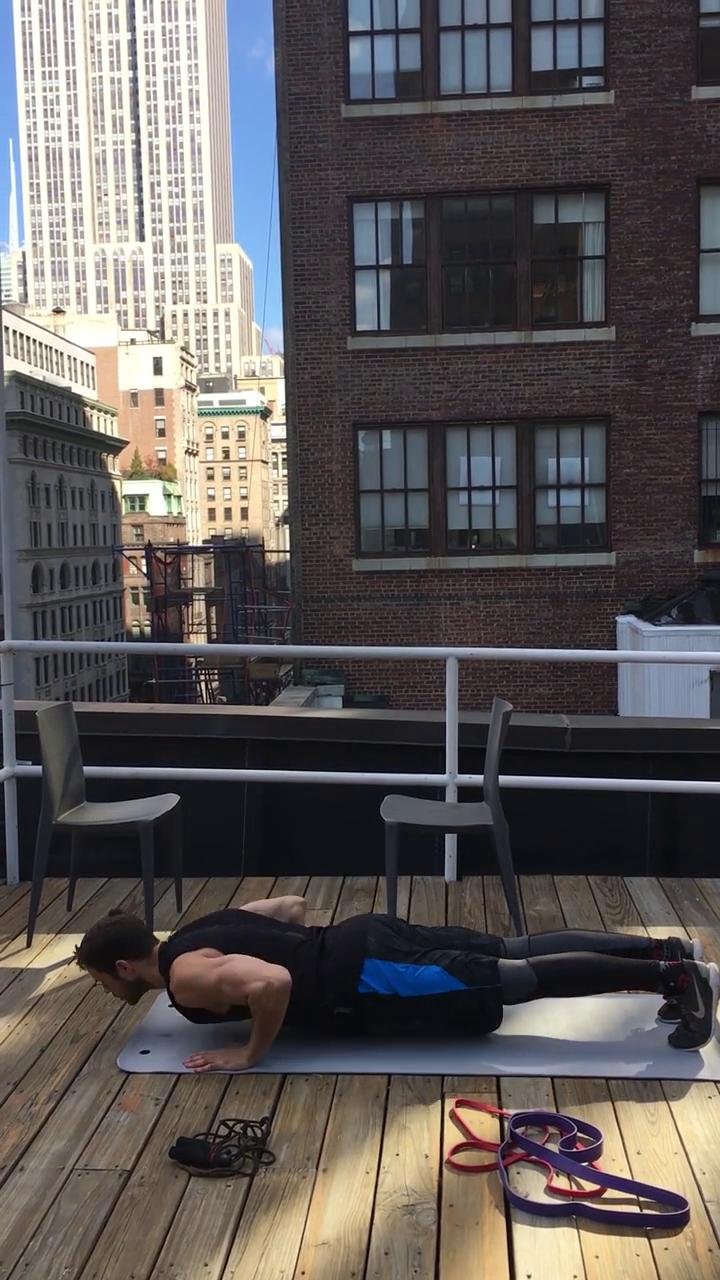 Actor Ryan Cooper, Hotel Room Training 🙌