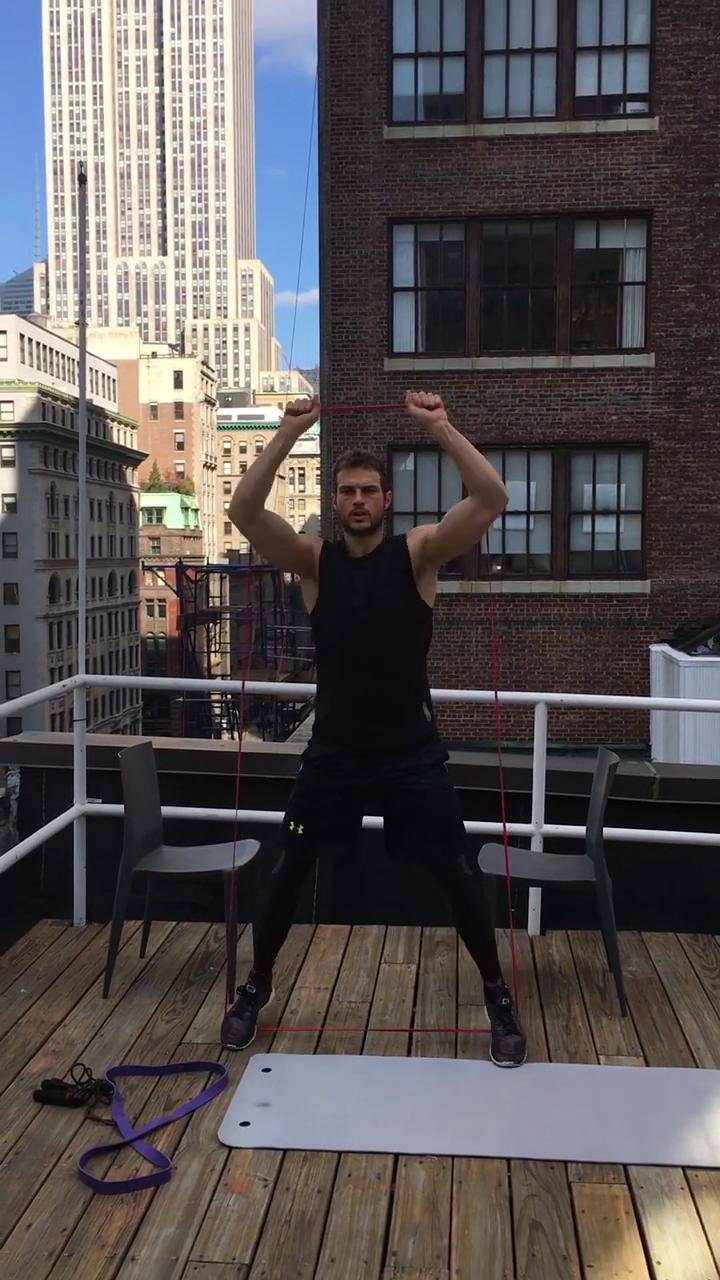 Actor Ryan Cooper, Hotel Room Training 🙌