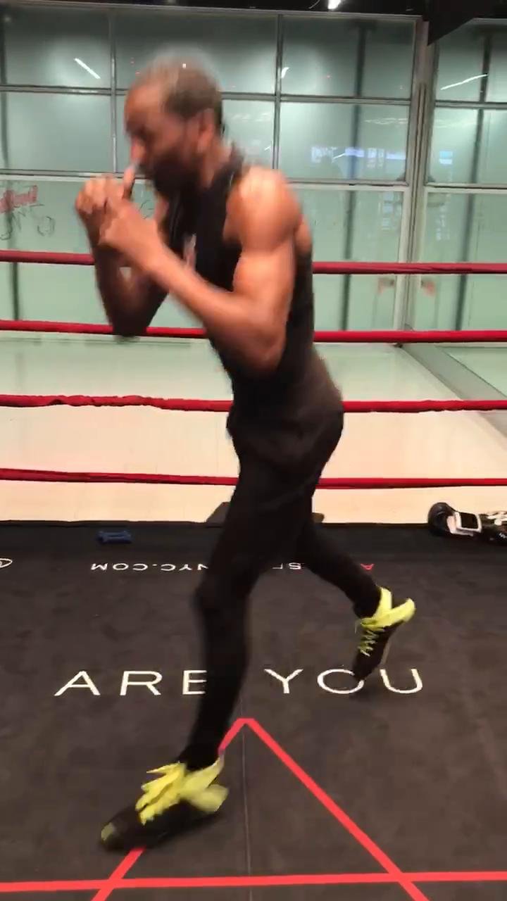 Boxing w/ Adriana Lima’s Michael Olajide