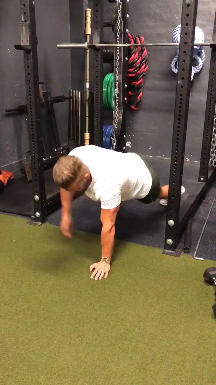 W1/Day4: HIIT + Arms