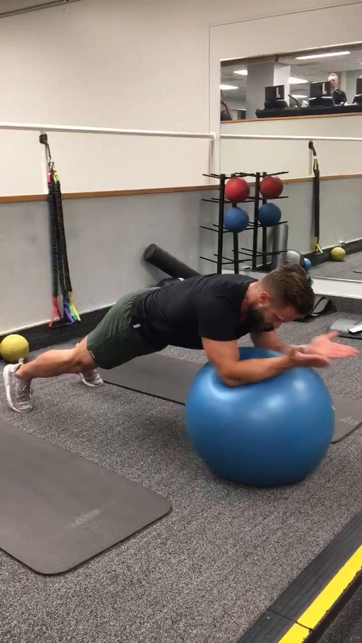 Cardio (HIIT) + Legs + Core