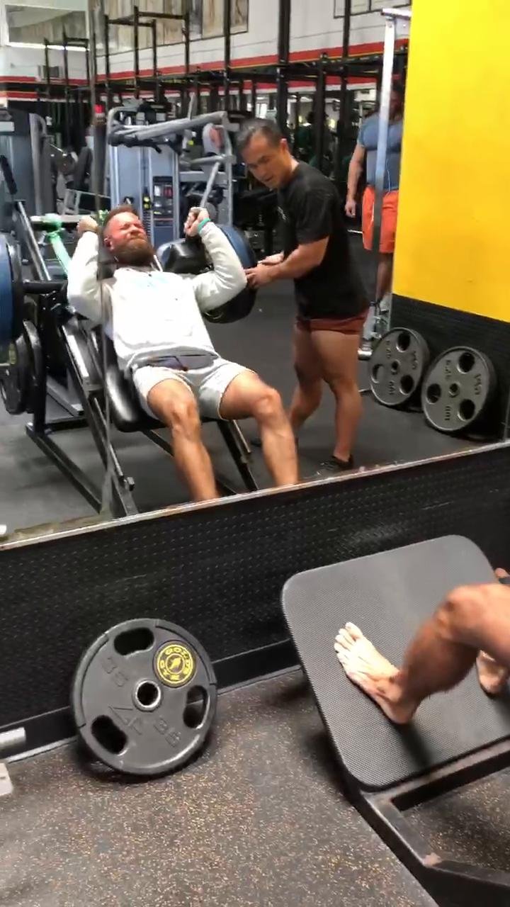 Leg & Core Workout (Shred)