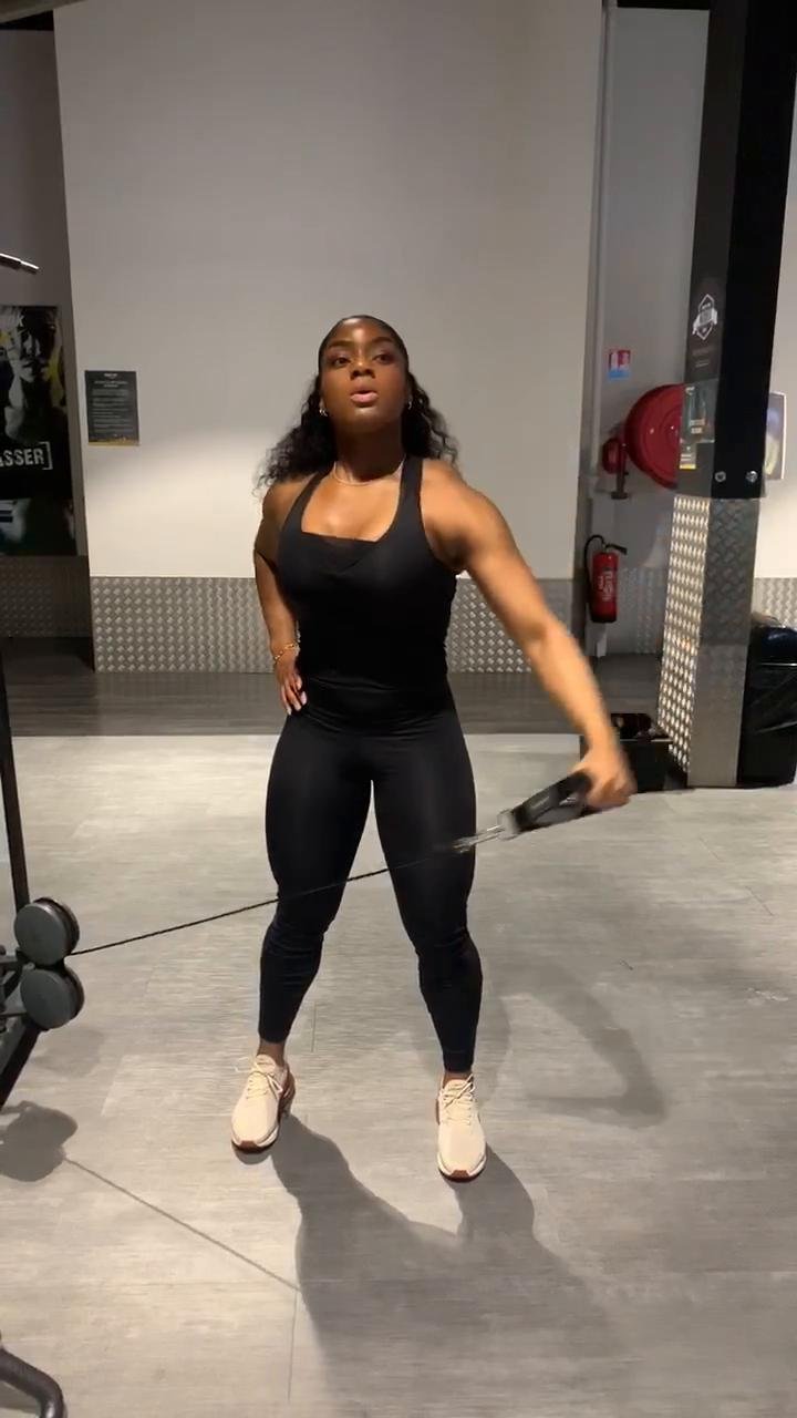 Week 1 Day 2
Shoulders / Back / Triceps