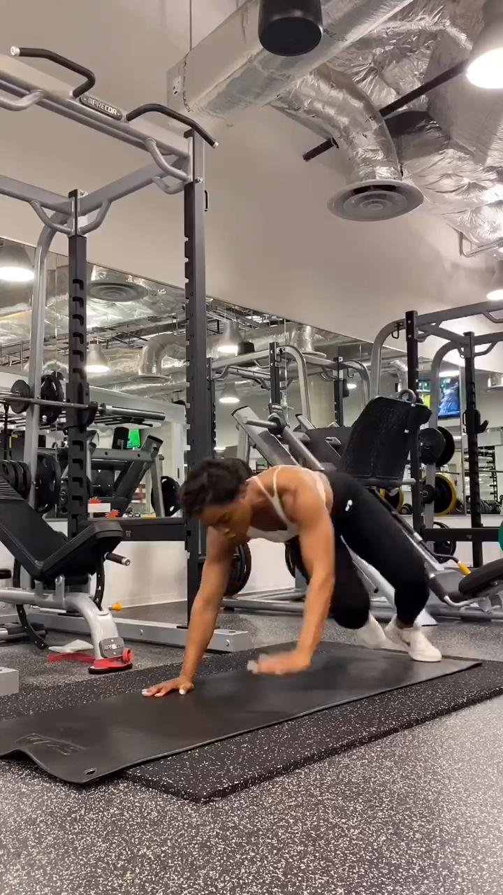 {HOME} Resistance Band Core Workout🔥🔥