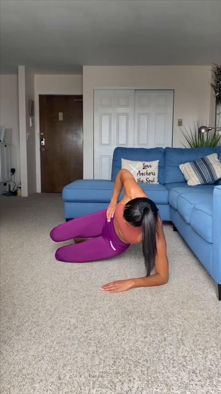 WEEK 1 - DAY 4 : leg (glute focused)