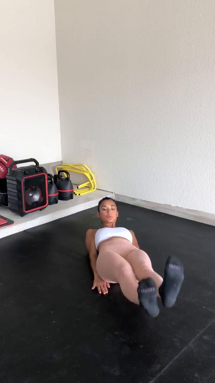 Week 1 Day 3
Lower Body & Abs