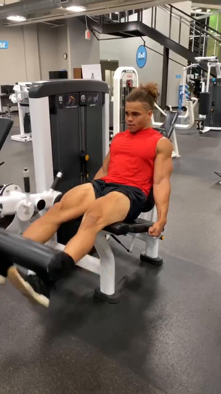 Week 1/ Day 1 (Legs)