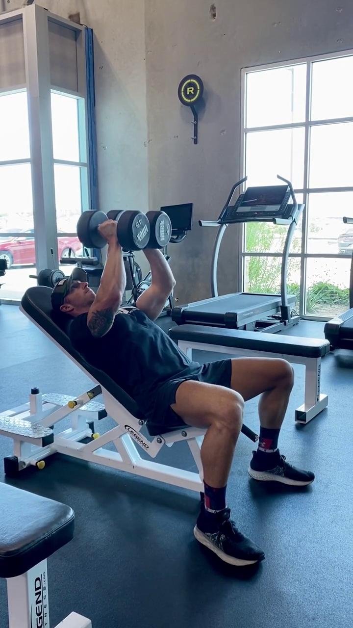 Block 1 - Chest Strength, Core + Easy Run