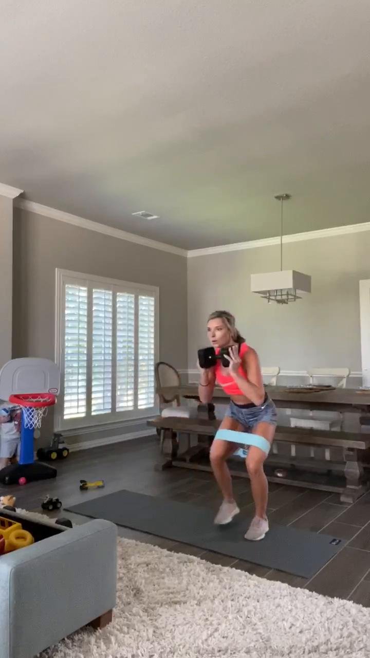 Dumbbell and Loop band lower body workout!