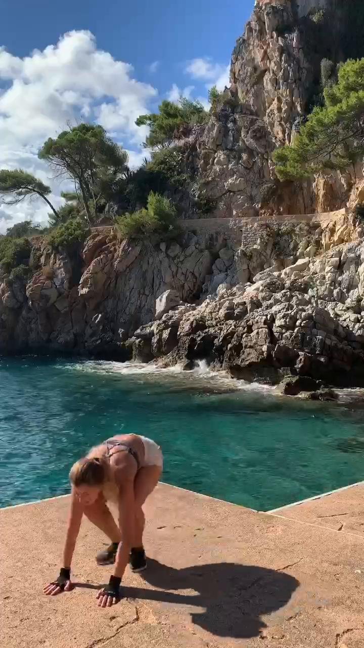 WEEK 1 - SEXY ABS & BOOTY - DAY 4