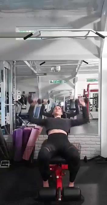 Week 1-4 Day 4
Shoulders & Chest