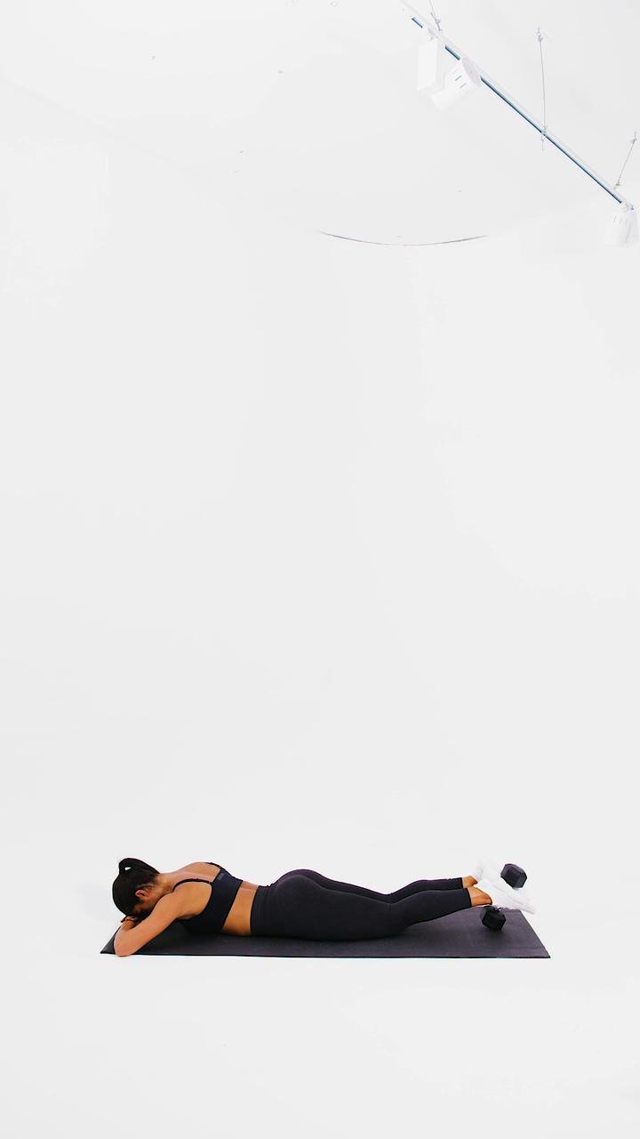 Quads + hamstrings