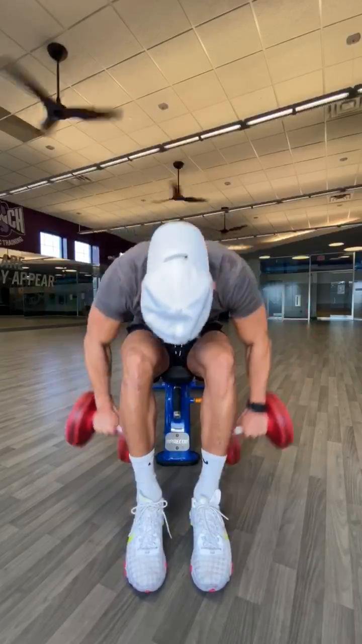 Day 3 & 17: Shoulder & Arms