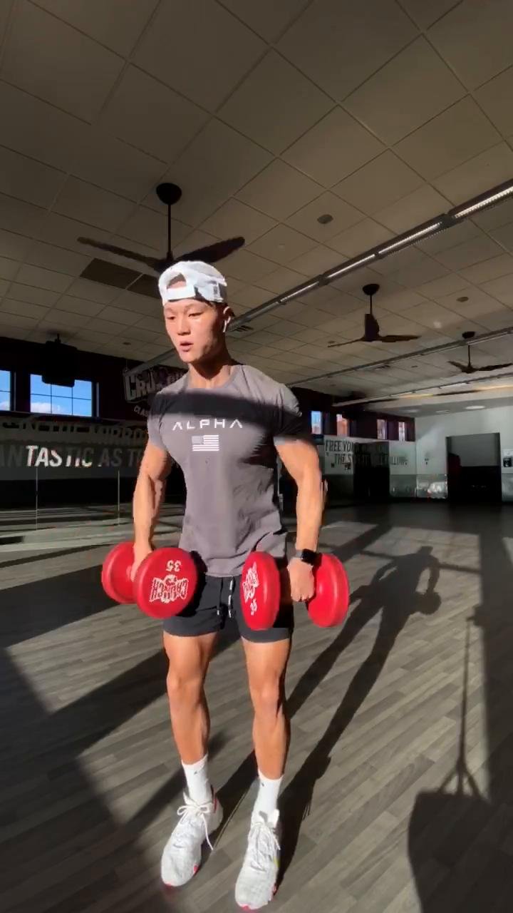 Day 3 & 17: Shoulder & Arms