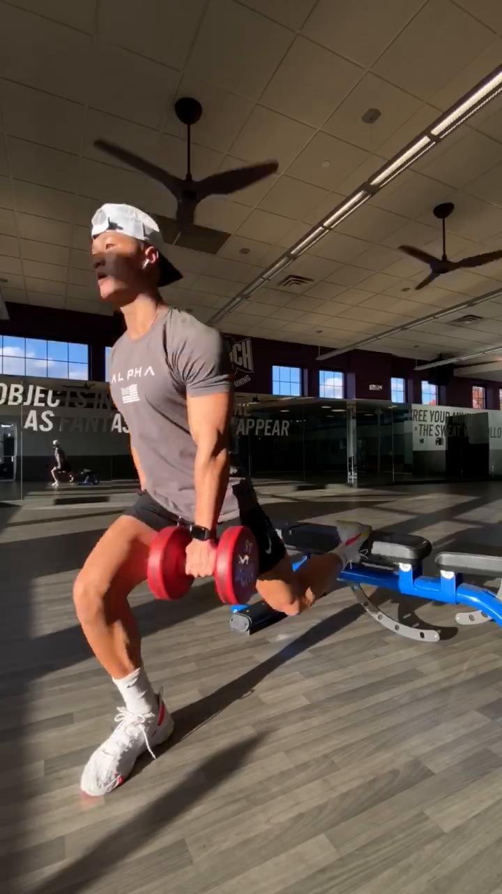 Monday: Strength Legs & Core Crush