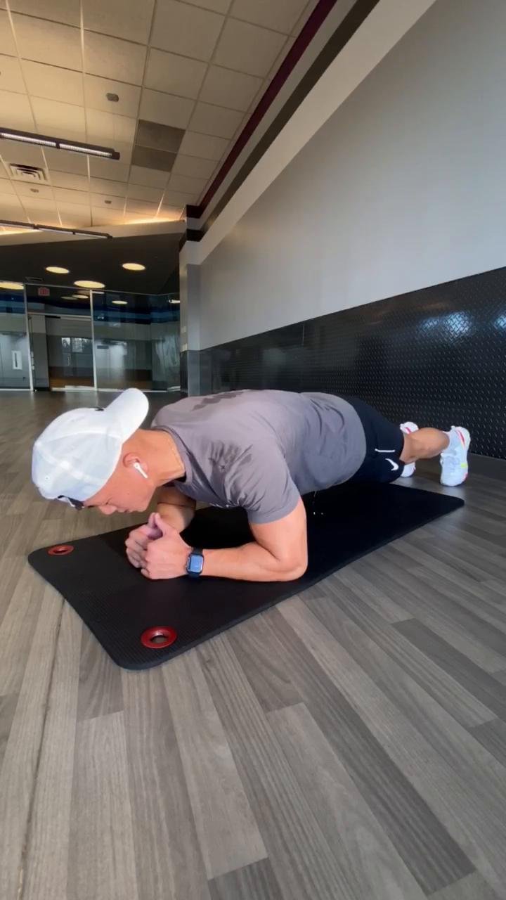 Wednesday: Legs & Abs