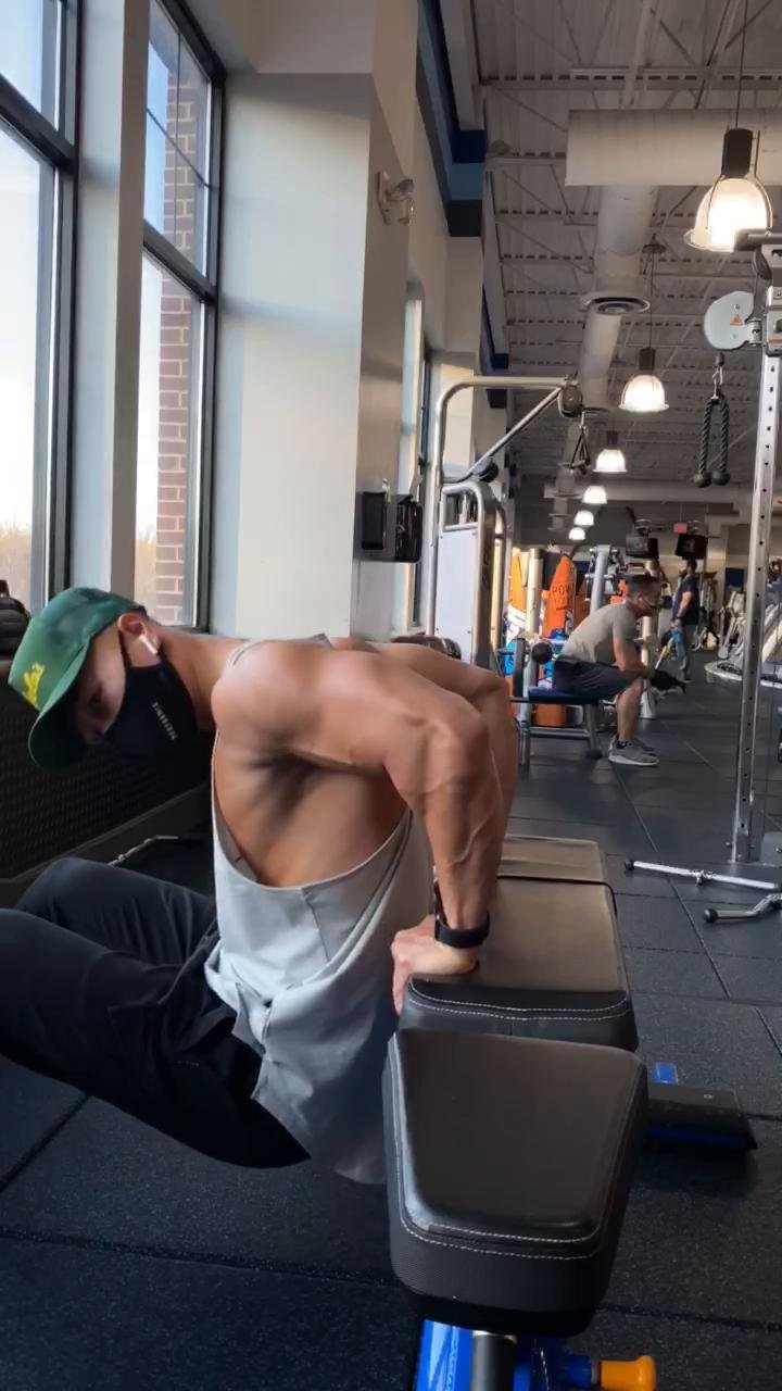 Day 1: Strength Chest & Triceps