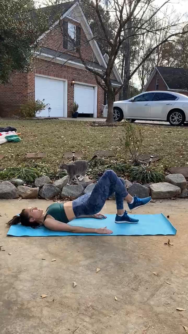 Lower body warm up 3