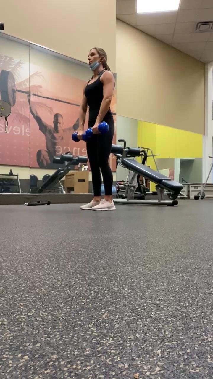 TUESDAY - Back and Shoulders