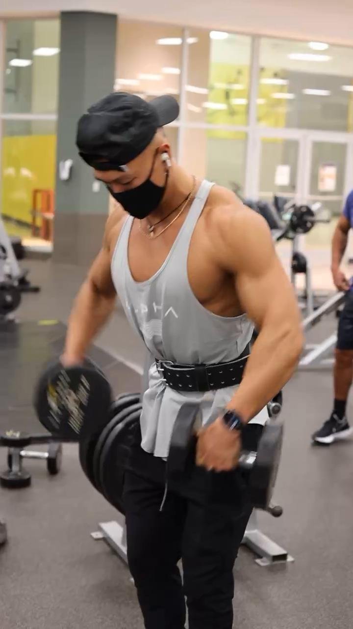 Day 3: Shreddy Shoulders Abs