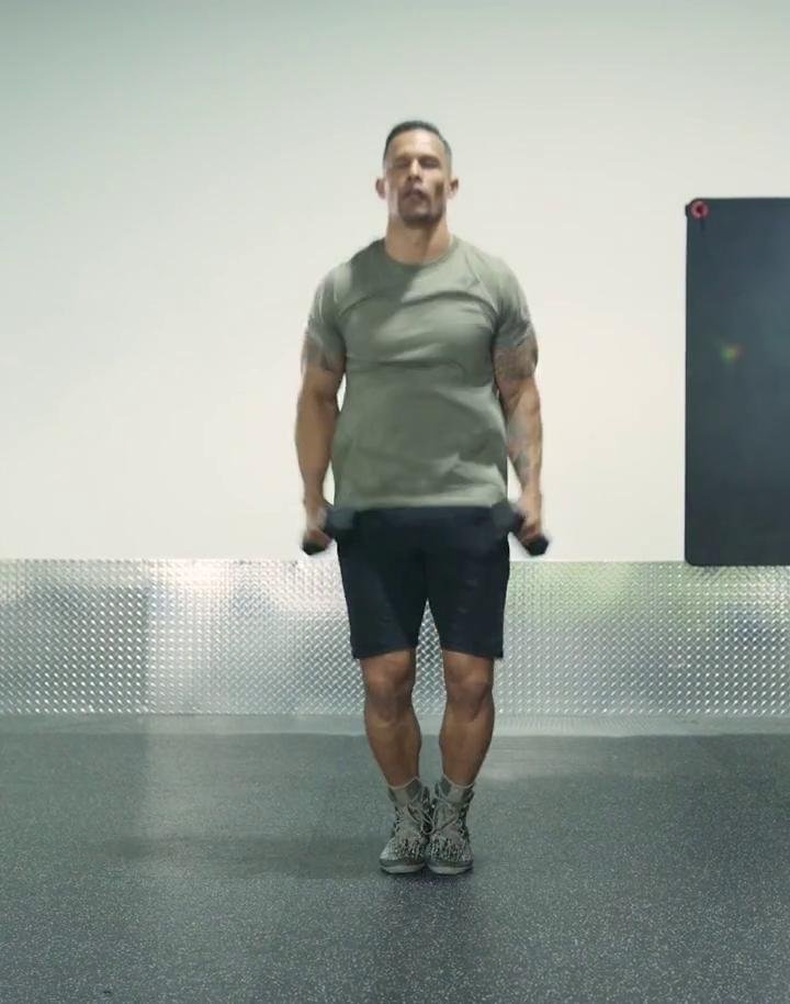 13 Minute shoulder salute