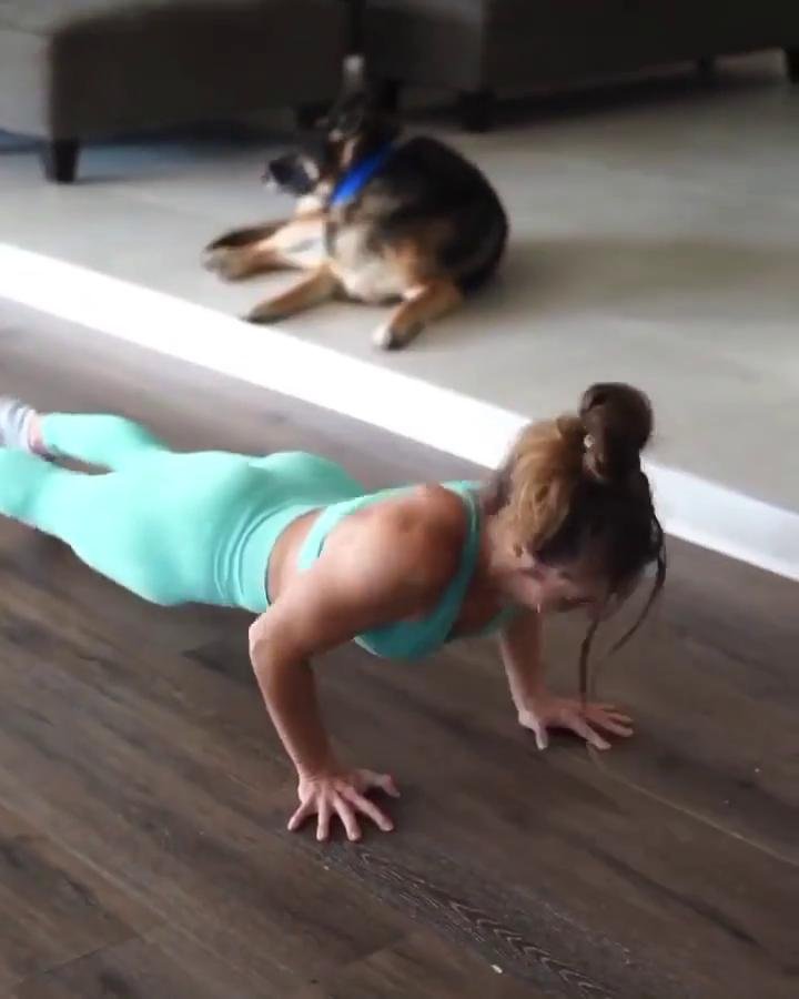 Full body - upper focus