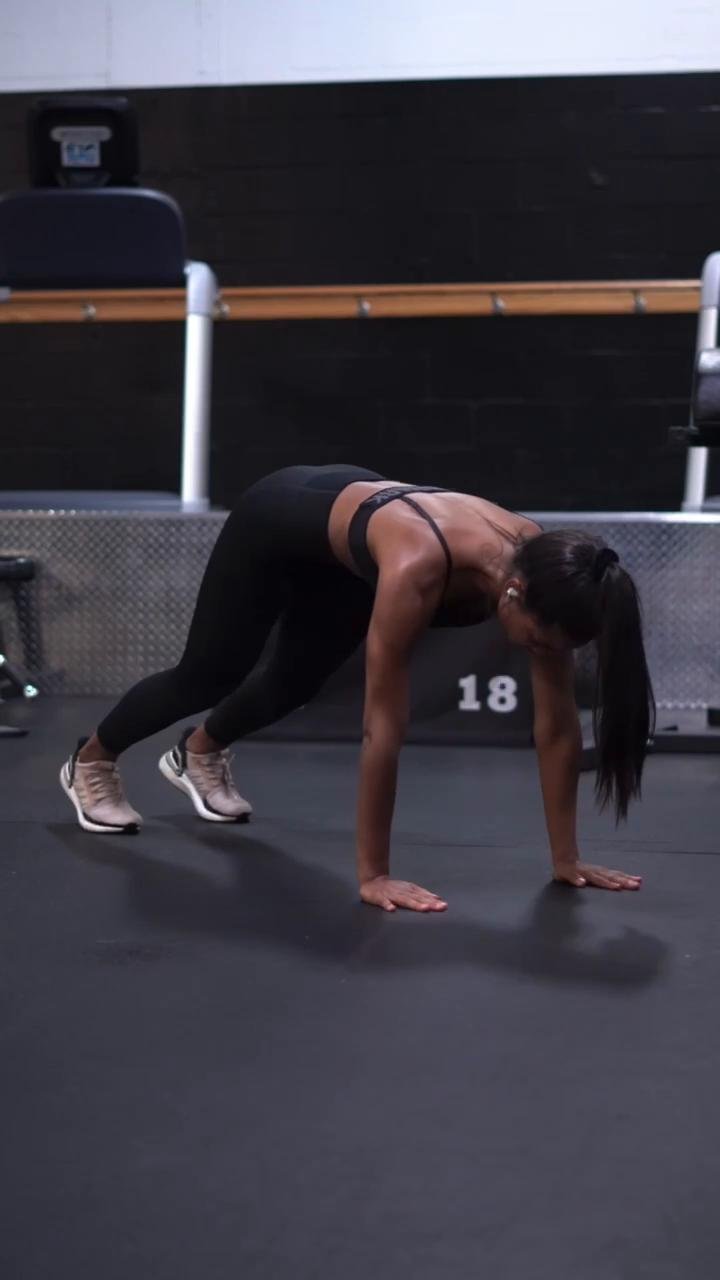 WEEK 1 - DAY 2 : Arms + Shoulder & ABS