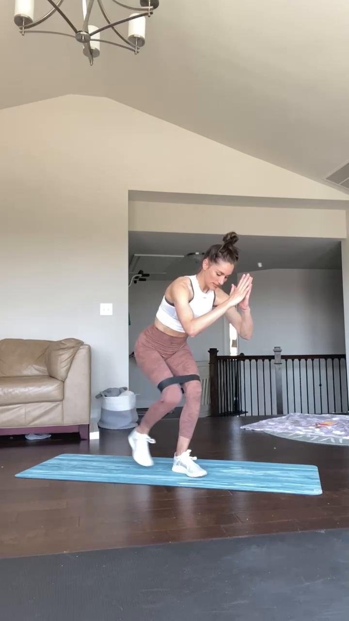 Lower body warm up 4