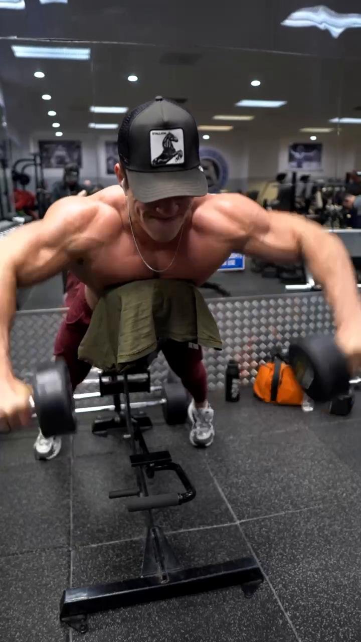 Shoulders and Traps