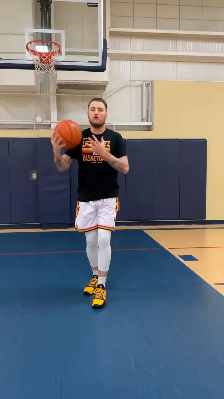 MOST UNSTOPPABLE Shot in Basketball - Hook Shot