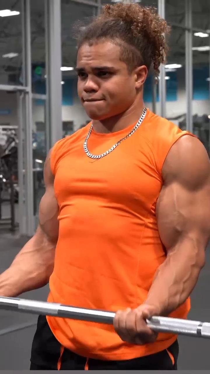 ARM WORKOUT (WEEK 1 / DAY 1)