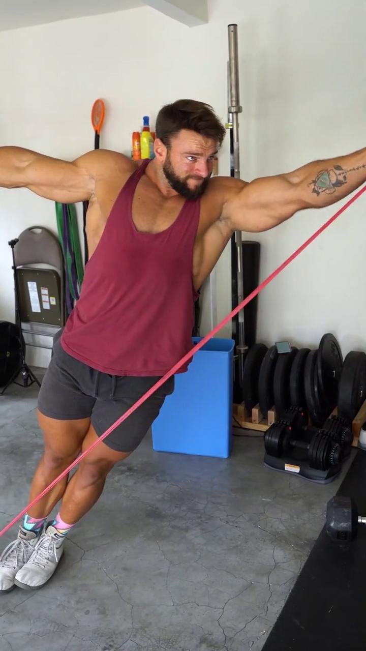 Shoulders + Core