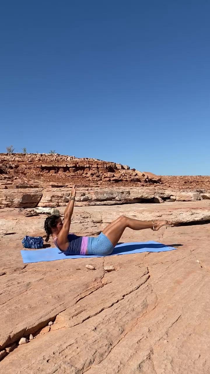 Yogo-WO (yoga-workout) 😁 - full body, no equipment