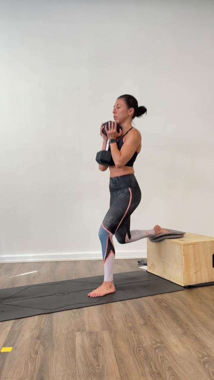 30-Min Glutes (Own Pace)