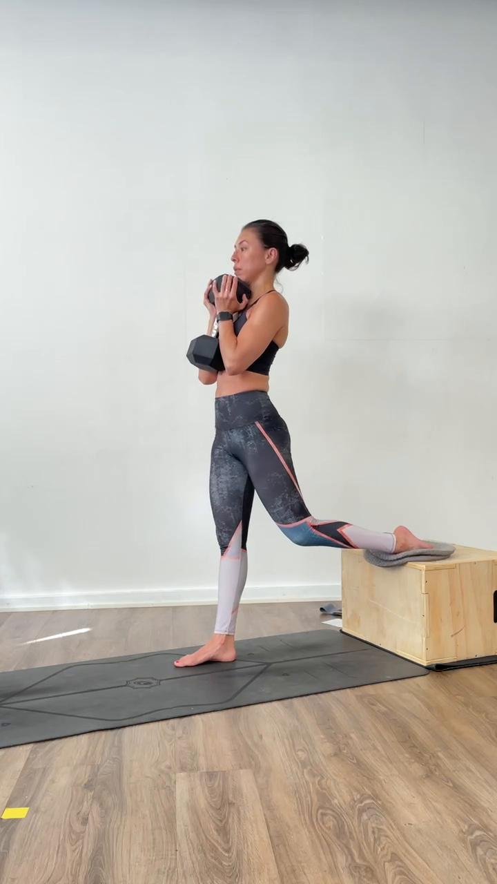 30-Min Glutes (Own Pace)