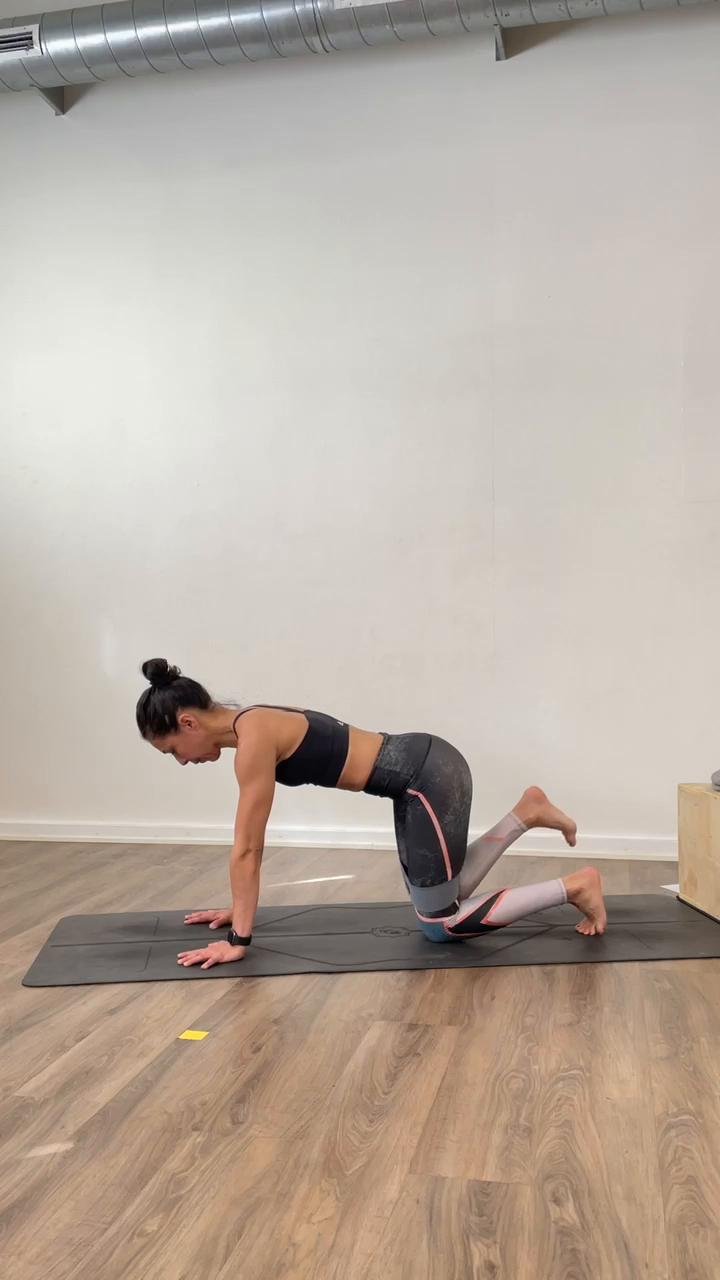 30-Min Glutes (Own Pace)