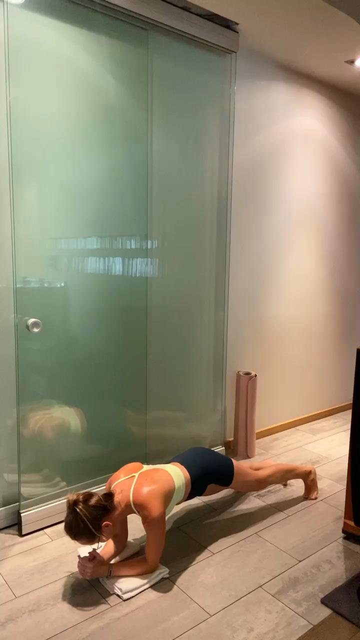 30min Barre Fusion for LOWER BODY