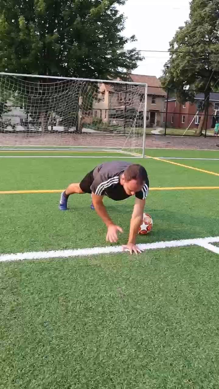 Bodyweight Workout With a Ball ⚽️