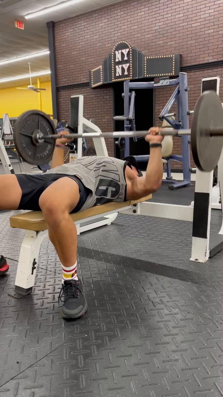 Chest Tri
