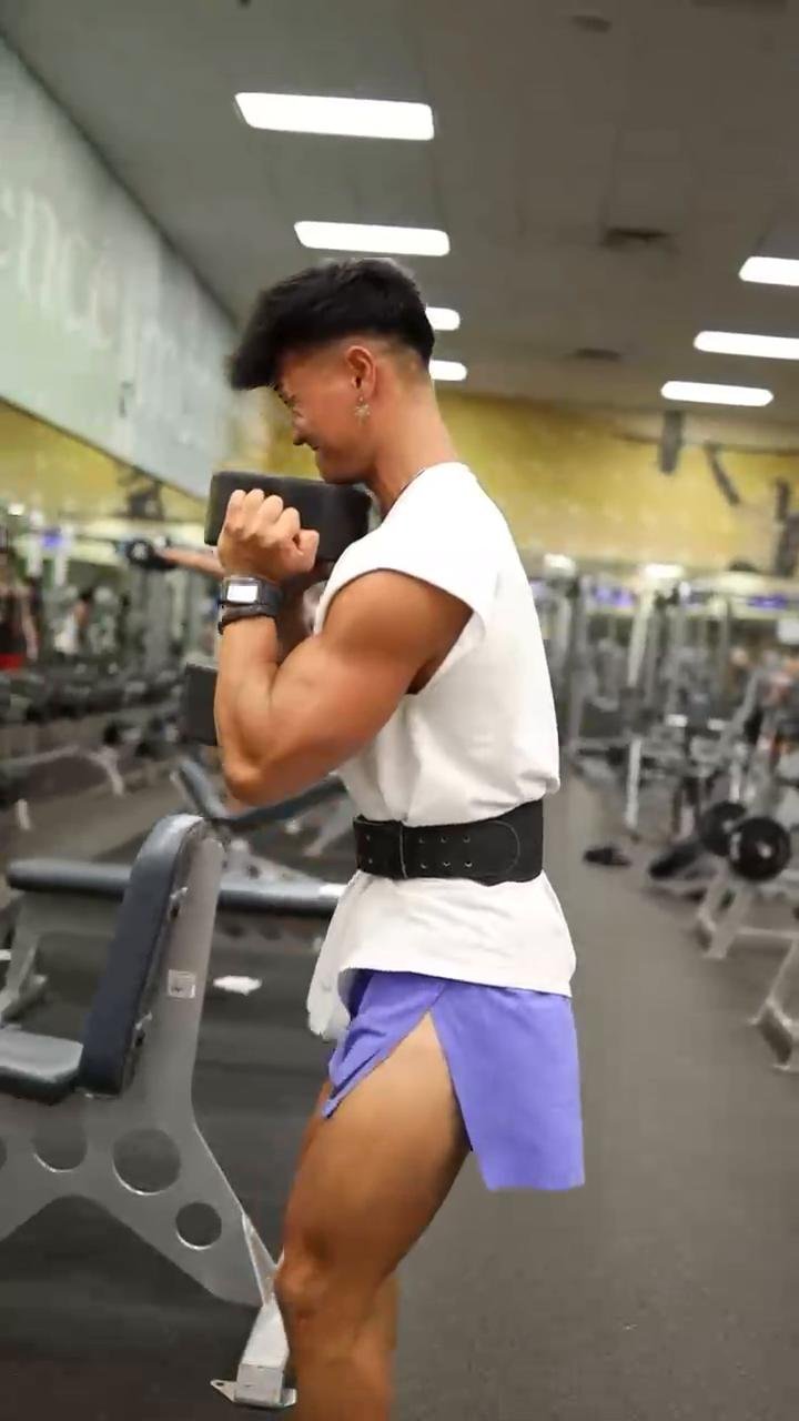 W1/3/5:D1- STRENGTH LEGS & ABS