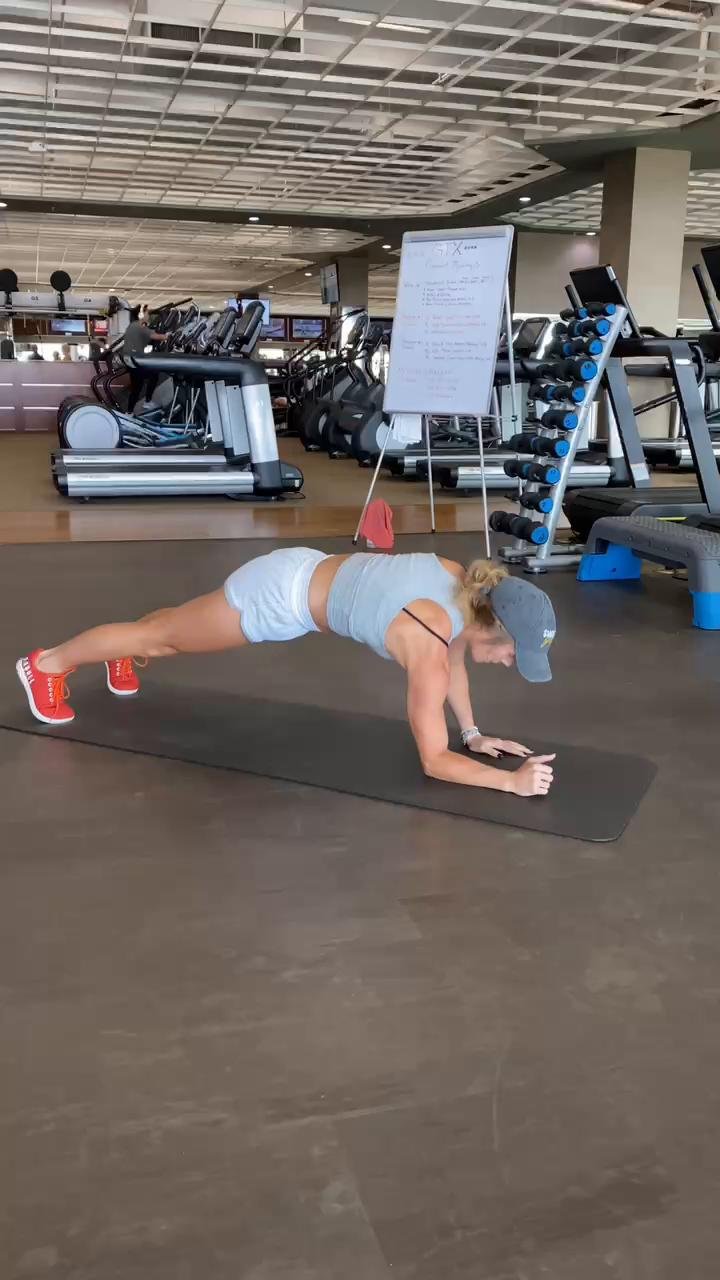 20 Min Bodyweight fullbody 4.22.22
