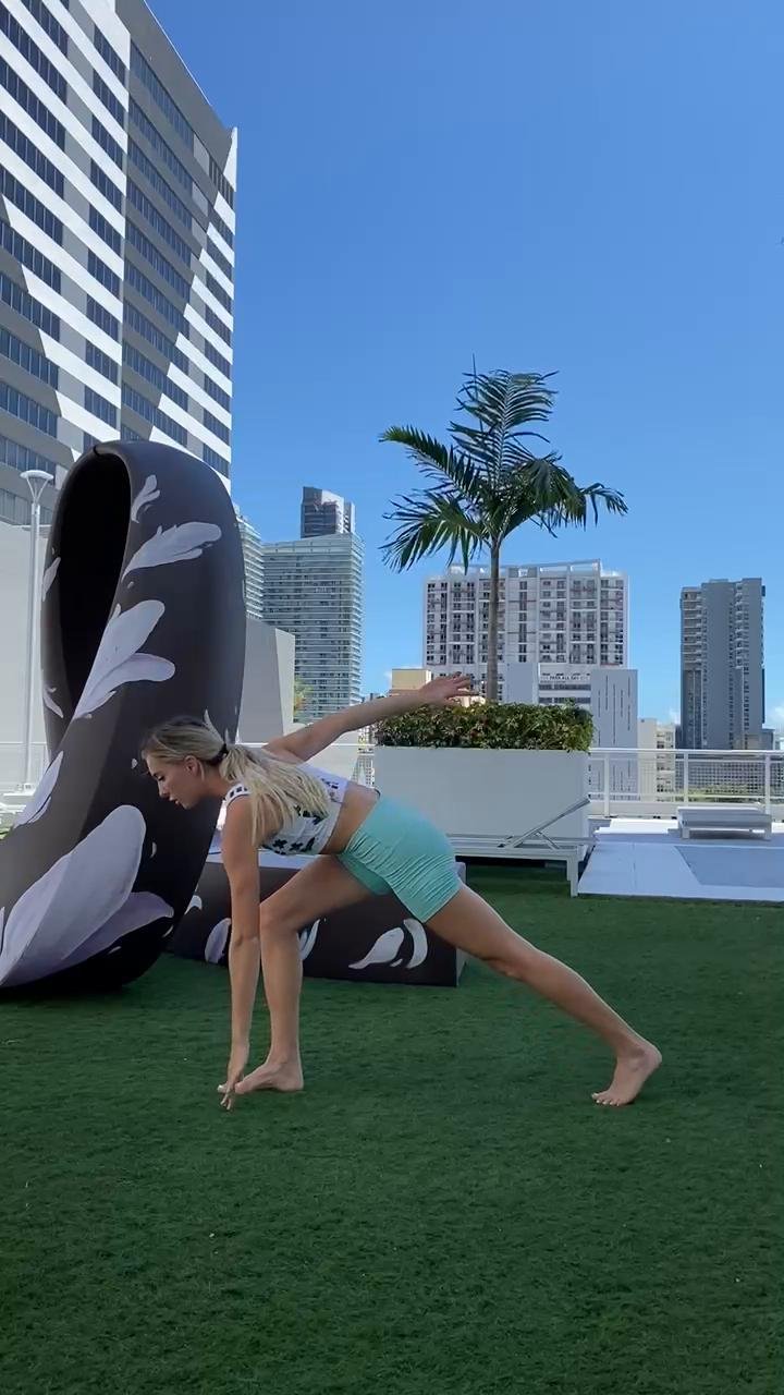 30 Minute Bodyweight HIIT