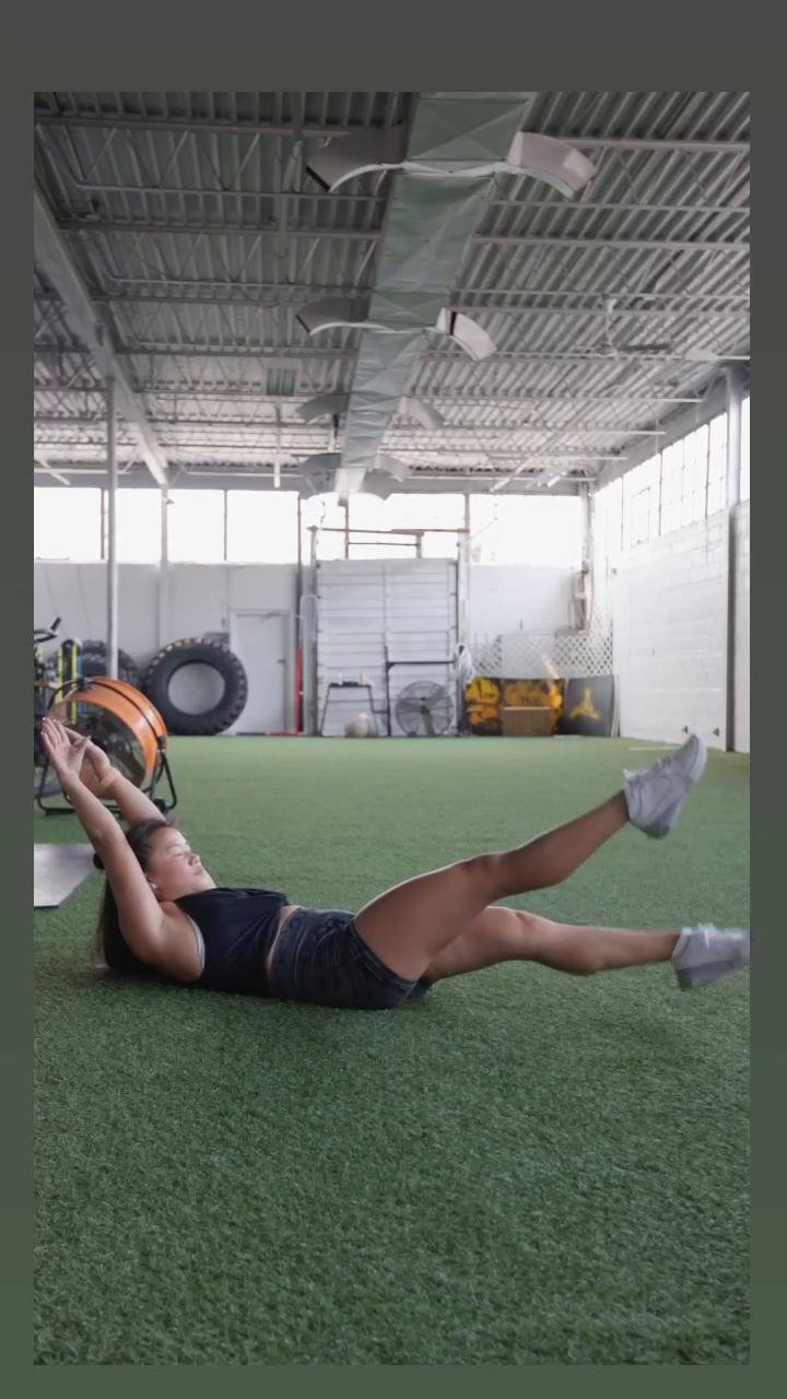 DAY 2: Handstands & Core