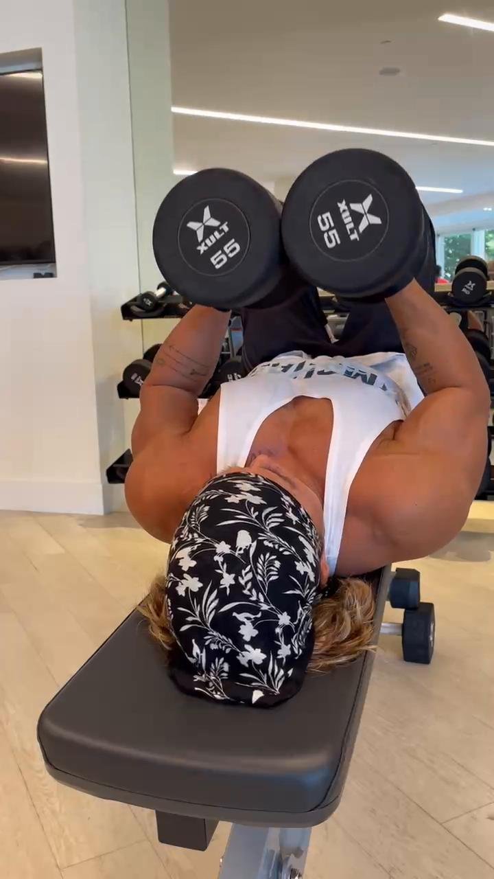 Tuesday: CHEST / TRICEPS