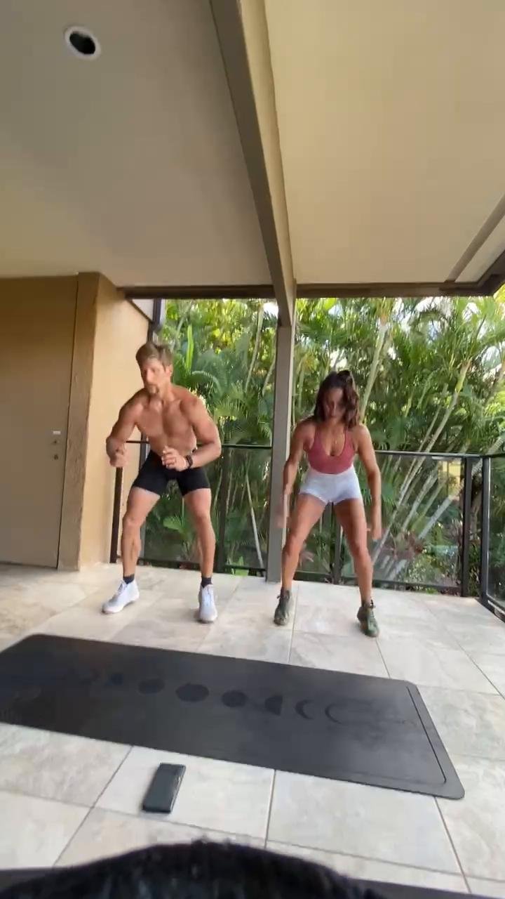 🏈 FOOTBALL CAMP FUN 💥 (fun, full body, bodyweight)