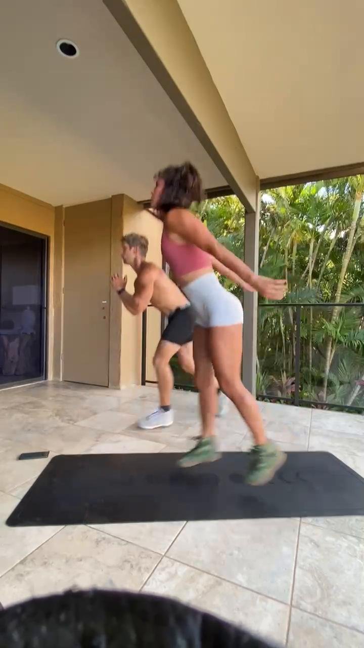 🏈 FOOTBALL CAMP FUN 💥 (fun, full body, bodyweight)