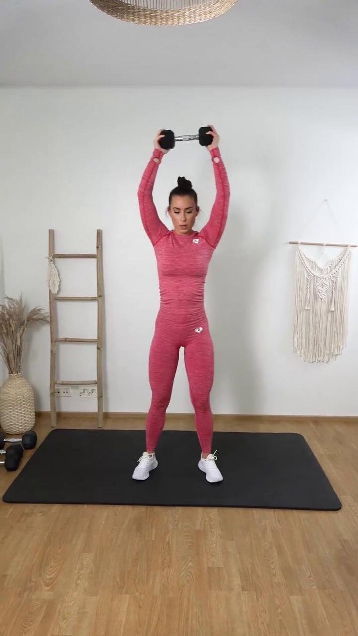 DAY 1 - FULL BODY SCULPT