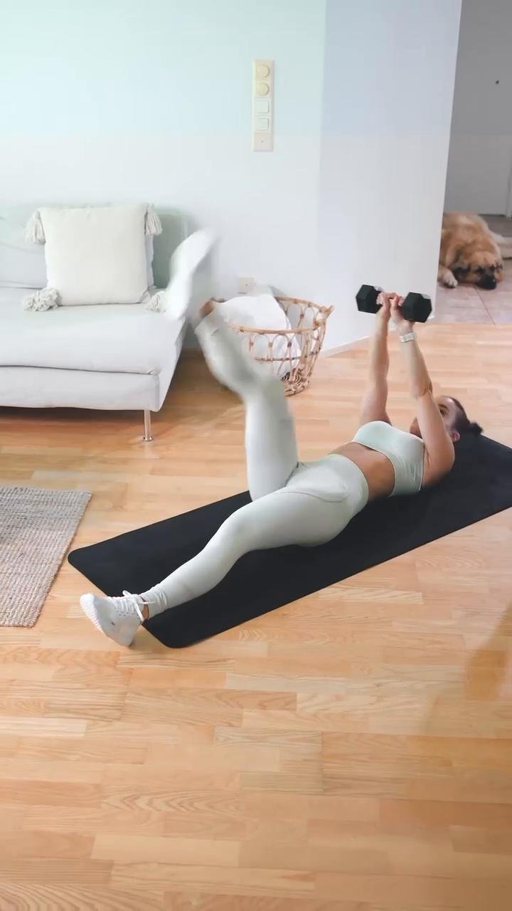 Dumbbell Ab Circuit 12 minutes🔥